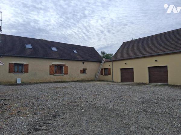 Sur la commune de VILLENEUVE EN PERSEIGNE agréable maison de campagne