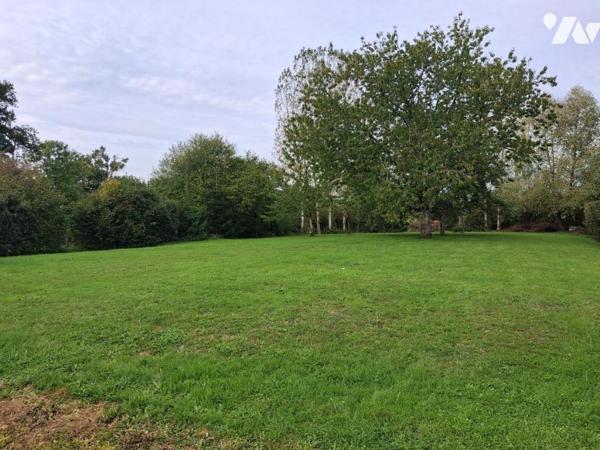 Sur la commune de VILLENEUVE EN PERSEIGNE agréable maison de campagne