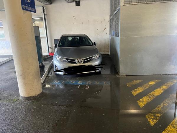 33800 BORDEAUX - Place de parking à louer sécurisée