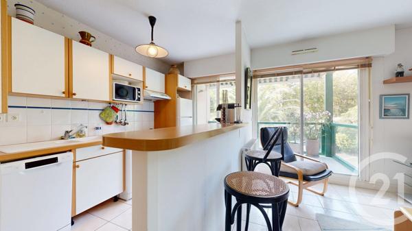 Appartement T3 à vendre  3 pièces - 66,06 m 2   ANGLET  - 64