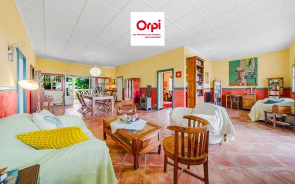 Maison à vendre    7 pièces •  Le Tampon