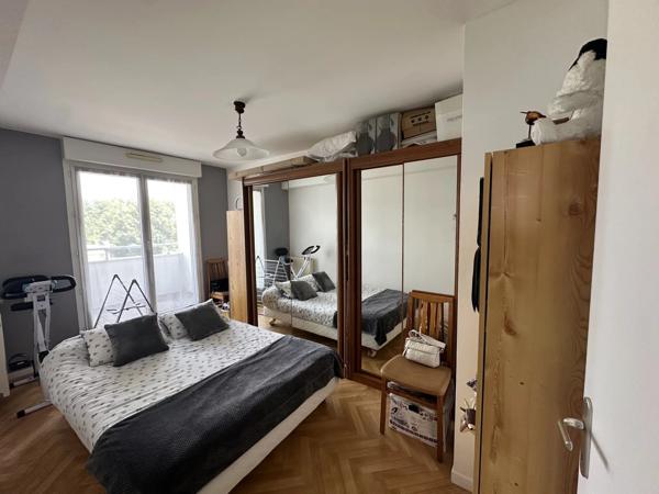 Appartement A Vendre 4 pièce Quartier toison d'or