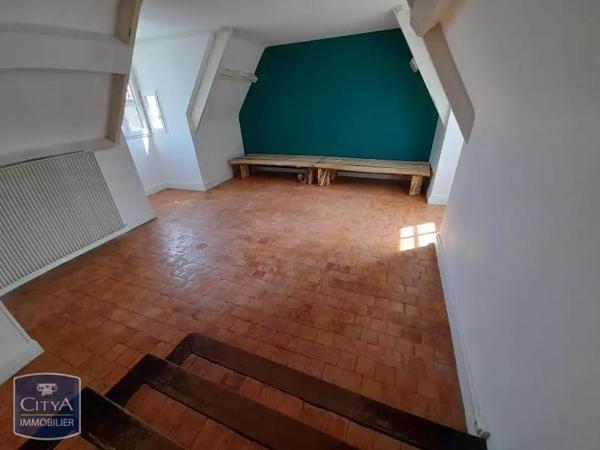 Appartement à louer 3 pièces 95.7m² Chinon (37500)