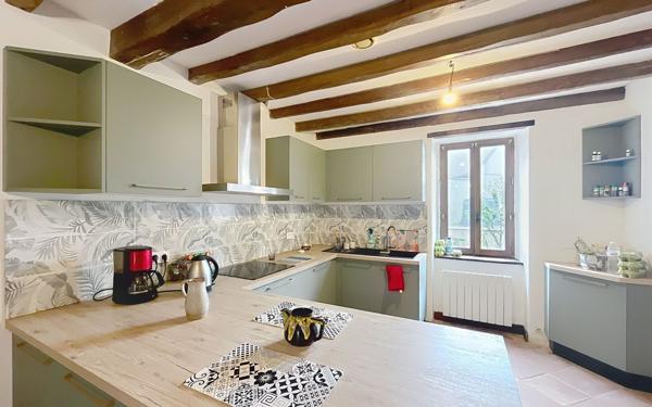 Maison à vendre    5 pièces •  Saint-Germain-des-Fossés