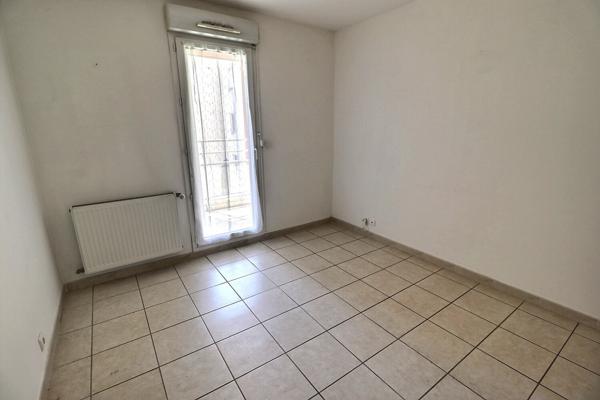 A VENDRE Entraigues Sur La Sorgue Appartement 3 pièce(s) 74 m²