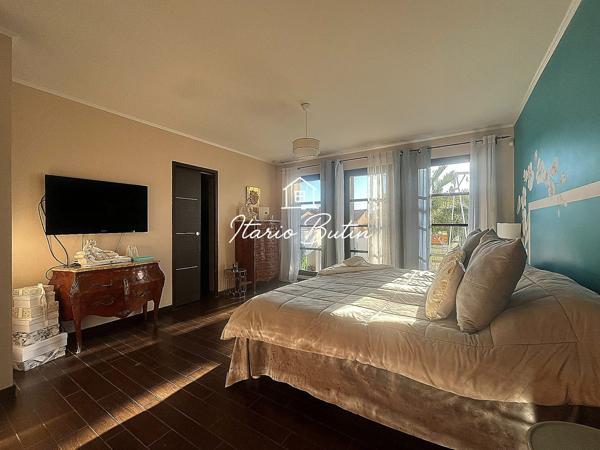 Propriété exceptionnelle Agde 795 000