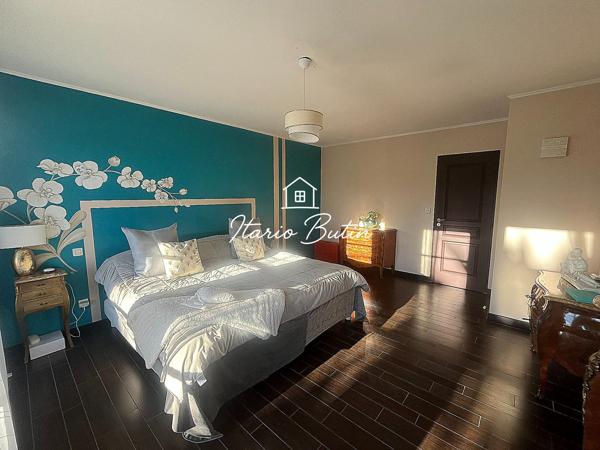 Propriété exceptionnelle Agde 795 000