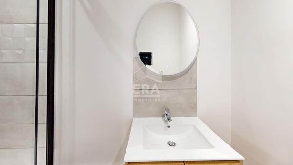 Magnifique Appartement de 5 Chambres à Louer