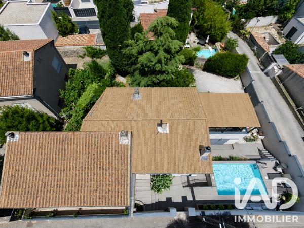 Maison à vendre 6 pièces 180 m² Nîmes