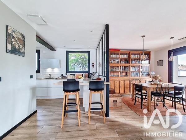 Maison à vendre 6 pièces 180 m² Nîmes
