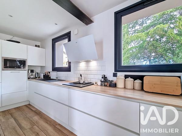Maison à vendre 6 pièces 180 m² Nîmes