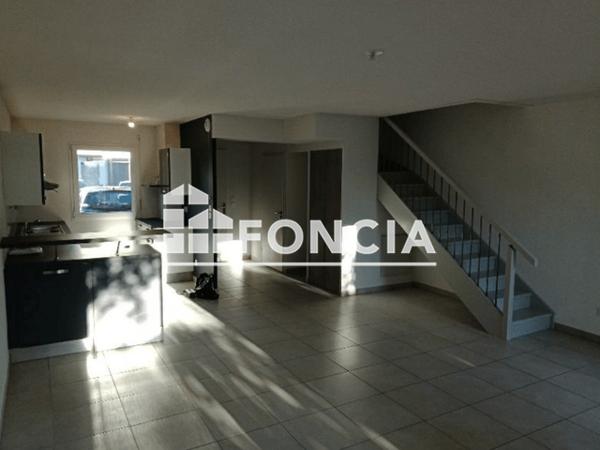 Location Maison 4 pièces 86.7 m² - ROUTE DU VIEUX CANNET Le Cannet Des Maures 83340