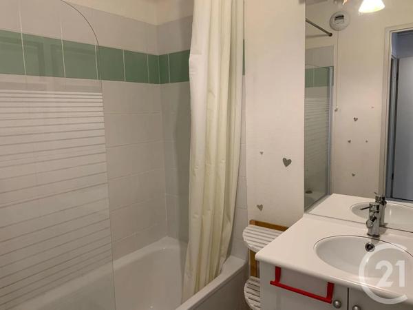 Appartement T2 à vendre  2 pièces - 45 m 2   LAVELANET  - 09