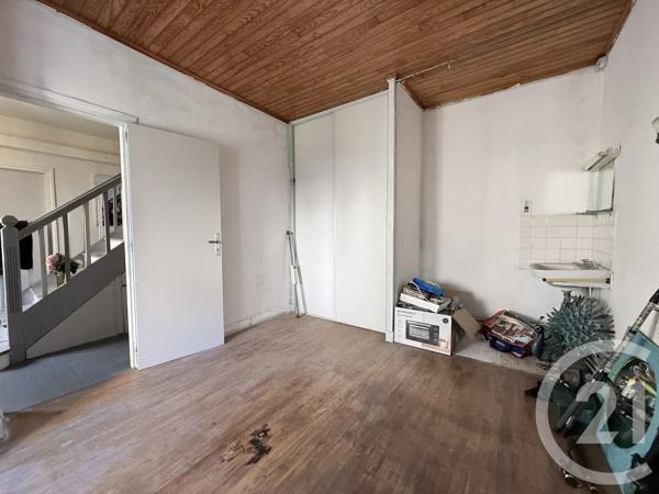 Maison à vendre  4 pièces - 94,40 m 2   SALVIAC  - 46
