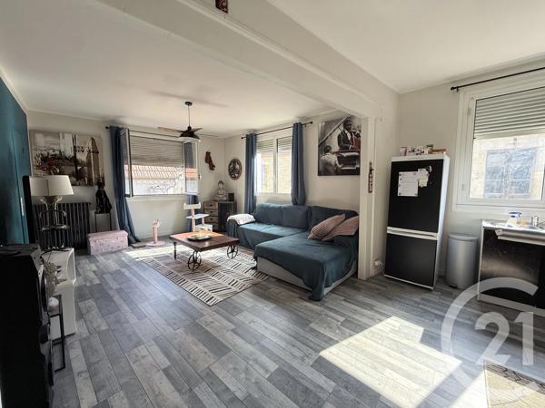 Maison à vendre  4 pièces - 94,40 m 2   SALVIAC  - 46