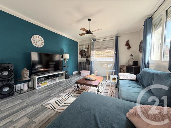 Maison à vendre  4 pièces - 94,40 m 2   SALVIAC  - 46