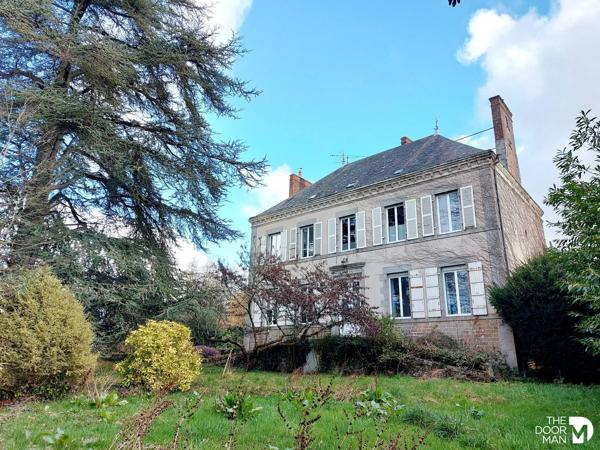 Propriété - Vendu - 226 m² - LE BOURGNEUF-LA-FORET | The Door Man