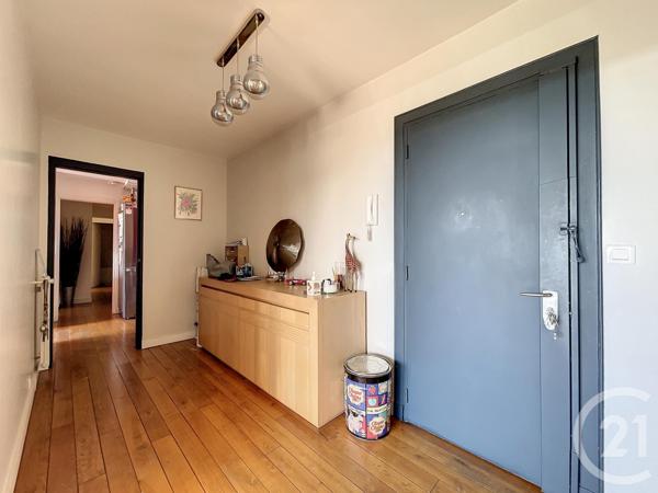 Appartement F5 à vendre  5 pièces - 131,08 m2 ST CLOUD - 92