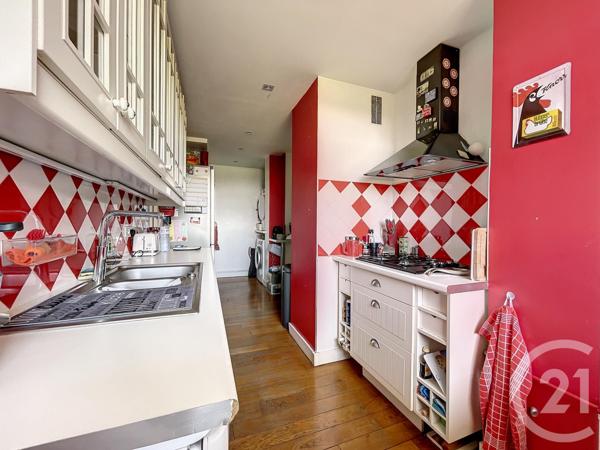 Appartement F5 à vendre  5 pièces - 131,08 m2 ST CLOUD - 92