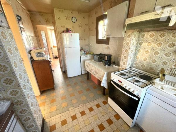 Maison avec dépendances à SMERMESNIL