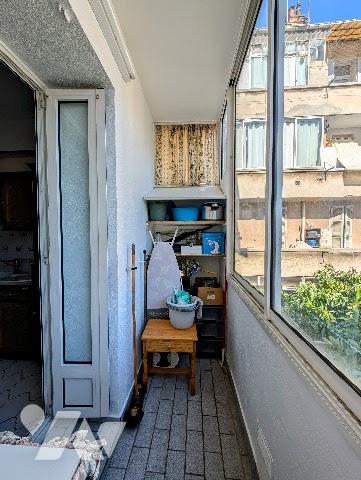 Appartement T2 de 40,4 m² traversant + loggia + cave, rue Jaubert 13005