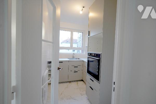 Appartement à Vendre à Enghien-les-Bains (95880) en Val-d'Oise (95), 3 pièces, 57 m2