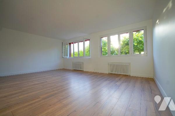 Appartement à Vendre à Enghien-les-Bains (95880) en Val-d'Oise (95), 3 pièces, 57 m2