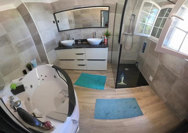 Maison T4, 3 chambres. Vous cherchez une maison à Sollies-Ville avec terrain?