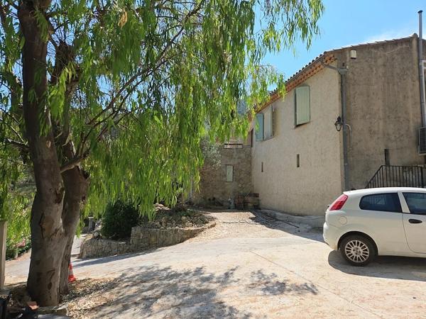 Maison T4, 3 chambres. Vous cherchez une maison à Sollies-Ville avec terrain?