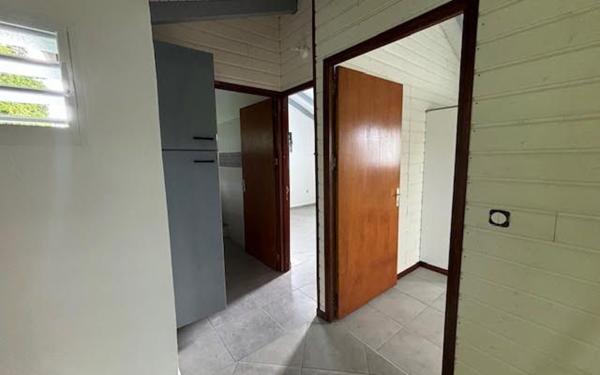 Appartement à louer    3 pièces •  Sainte-Anne