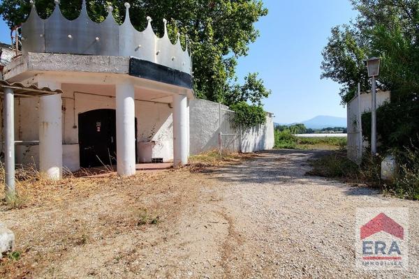 Local commercial Sarrians - 574 m2 - Piscine - Patio- Parking