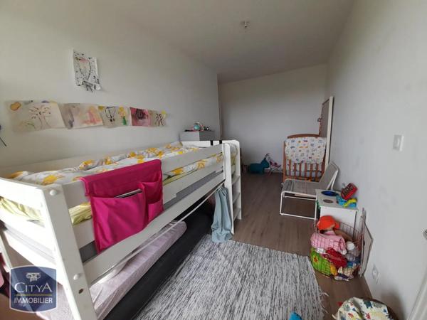 Appartement à louer 4 pièces 82.37m²