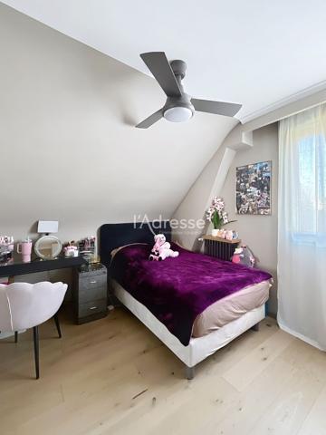 CHELLES - PROPRIÉTÉ D'EXCEPTION DE 254M² - PISCINE CHAUFFÉE - PRESTATIONS LUXUEUSES