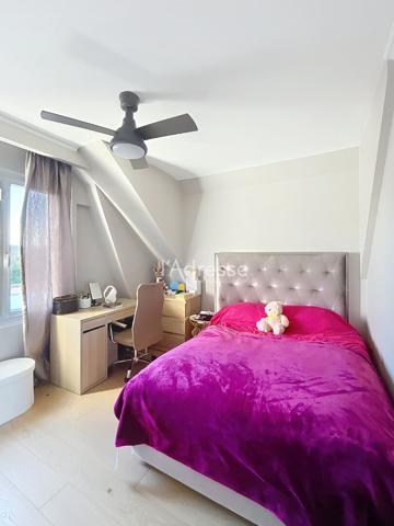 CHELLES - PROPRIÉTÉ D'EXCEPTION DE 254M² - PISCINE CHAUFFÉE - PRESTATIONS LUXUEUSES