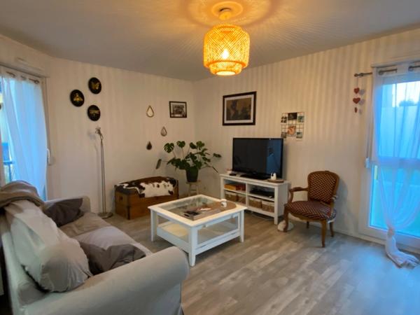 Dpt Moselle (57), à louer BOULAY MOSELLE appartement T2, 1 chambre, 2 balcons
