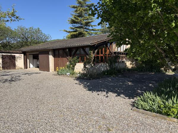 Saint-Sylvestre-sur-Lot (47140) 15 min Villeneuve sur lot - Longère en pierre avec piscine et dépendance