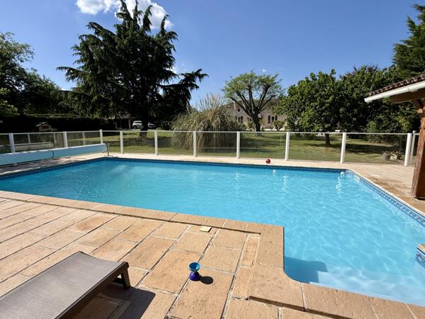 Saint-Sylvestre-sur-Lot (47140) 15 min Villeneuve sur lot - Longère en pierre avec piscine et dépendance