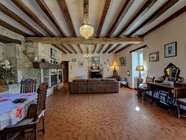Saint-Sylvestre-sur-Lot (47140) 15 min Villeneuve sur lot - Longère en pierre avec piscine et dépendance