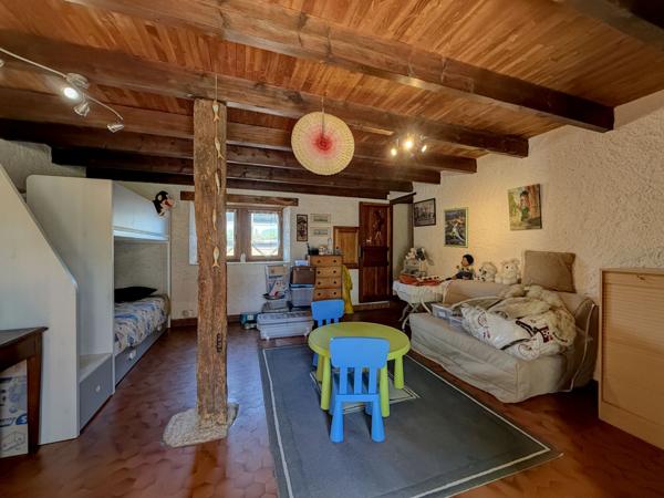 Saint-Sylvestre-sur-Lot (47140) 15 min Villeneuve sur lot - Longère en pierre avec piscine et dépendance