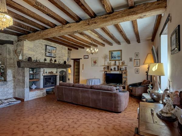 Saint-Sylvestre-sur-Lot (47140) 15 min Villeneuve sur lot - Longère en pierre avec piscine et dépendance