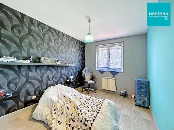 Maison familiale Saint-Rambert -  5 pièces - 4 chambres avec double garage, jardin et piscine !
