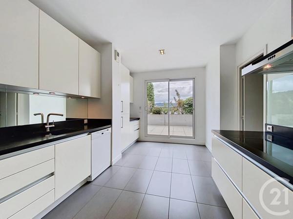 Appartement à vendre  6 pièces - 174,62 m 2   LE PUY EN VELAY  - 43