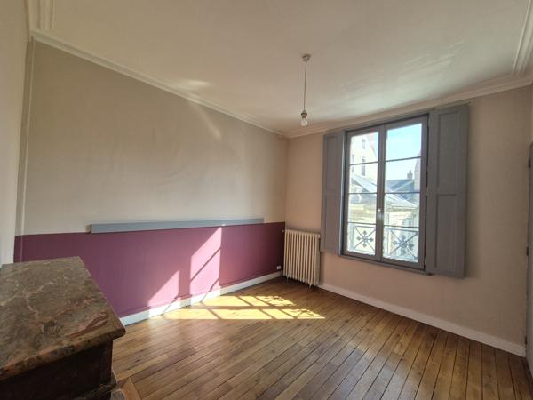 Appartement 5 pièce(s) 3 chambre(s) 105.47 m²