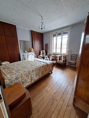 Maison de centre  ville vivable de plain pied avec terrain