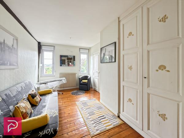 Maison 9 pièces 250 m2