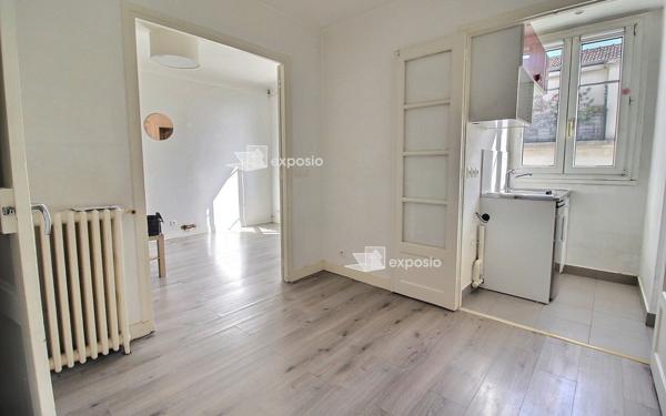 Appartement à vendre    2 pièces • 25 m2 Saint-Ouen