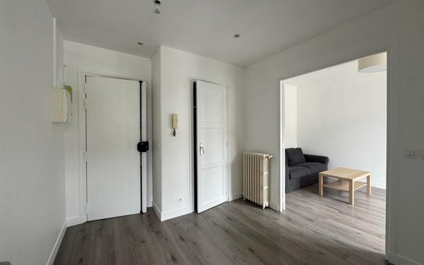 Appartement à vendre    2 pièces • 25 m2 Saint-Ouen