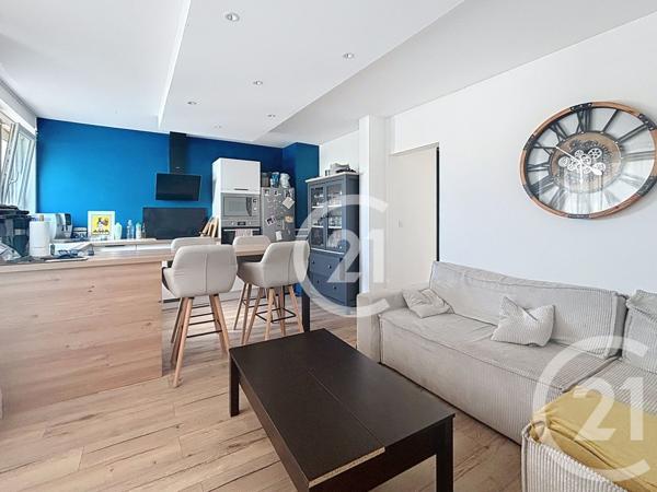 Appartement F2 à vendre  2 pièces - 50 m2 IFS - 14