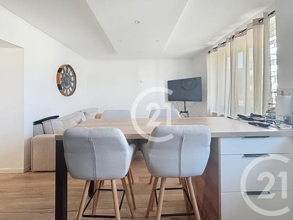 Appartement F2 à vendre  2 pièces - 50 m2 IFS - 14