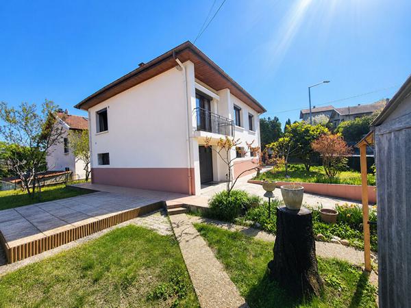 Secteur Cluzel ? Maison individuelle T4 de 106 m² avec garage double et jardin arboré